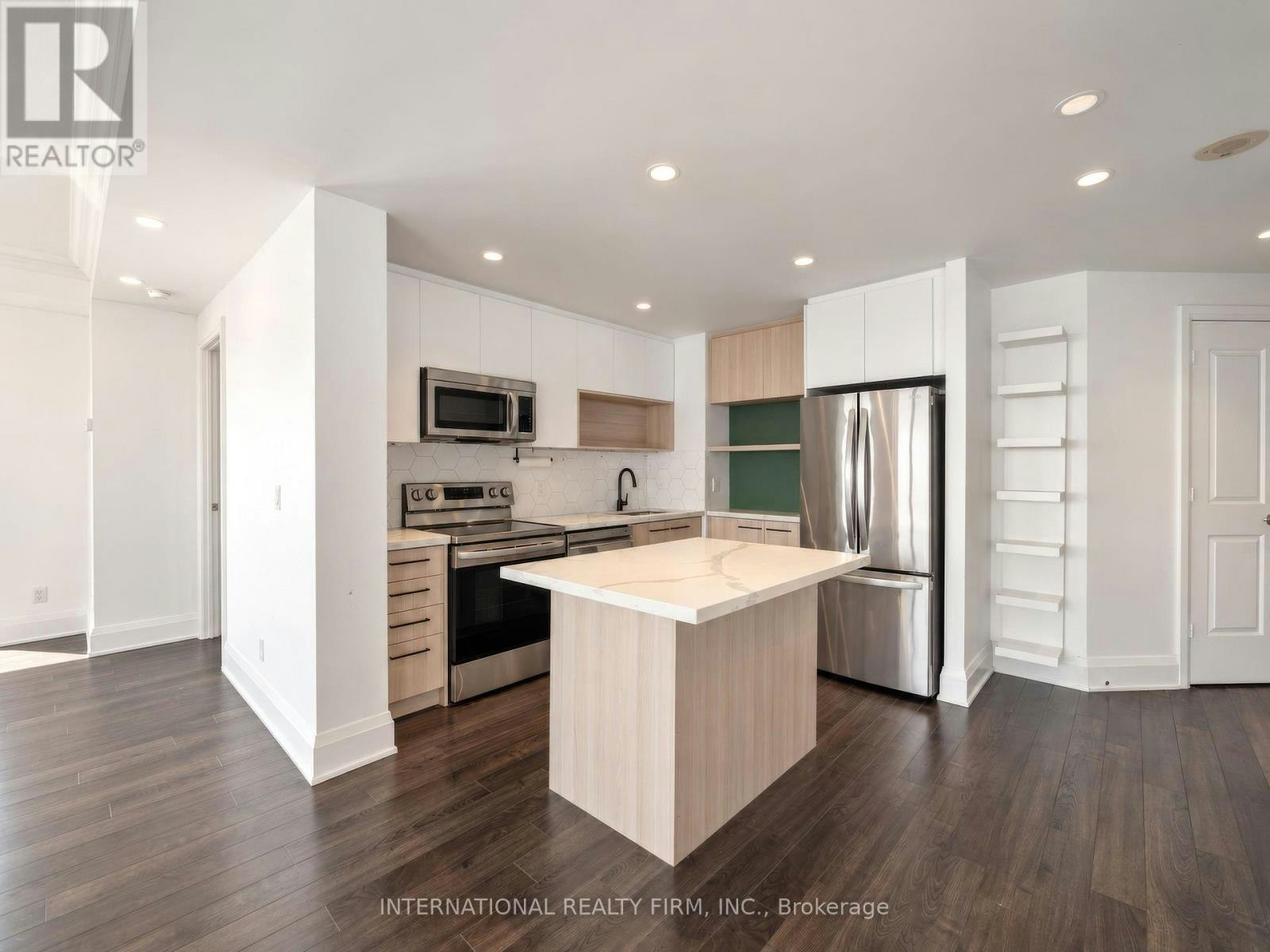 925-100 Harrison Garden Boulevard, Toronto, ON, M2N 0C2 - 11