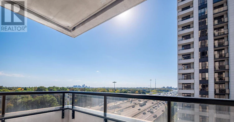 925-100 Harrison Garden Boulevard, Toronto, ON, M2N 0C2 - 20