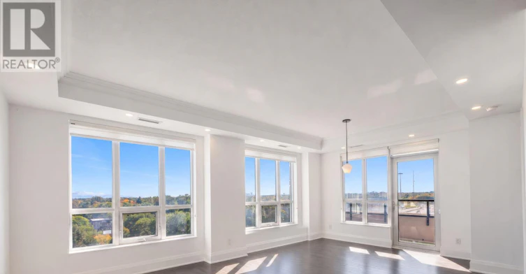 925-100 Harrison Garden Boulevard, Toronto, ON, M2N 0C2 - 4