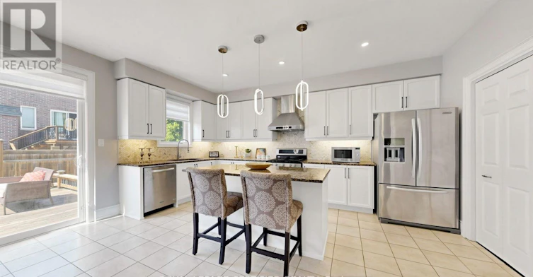 4 Mawby Street, Ajax, ON, L1T 0J9 - 11