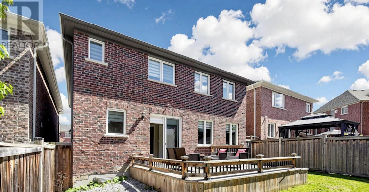 4 Mawby Street, Ajax, ON, L1T 0J9 - 33