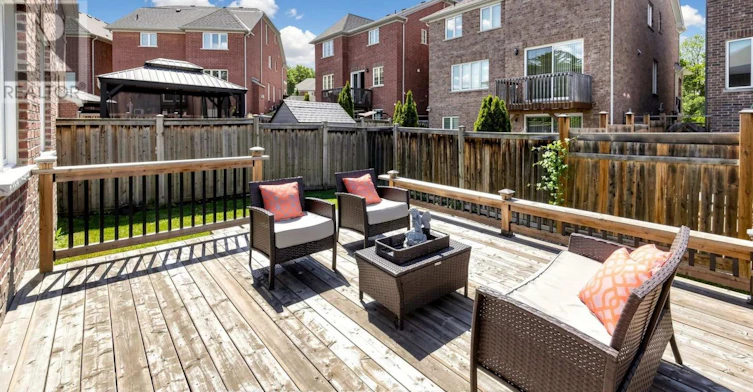 4 Mawby Street, Ajax, ON, L1T 0J9 - 31