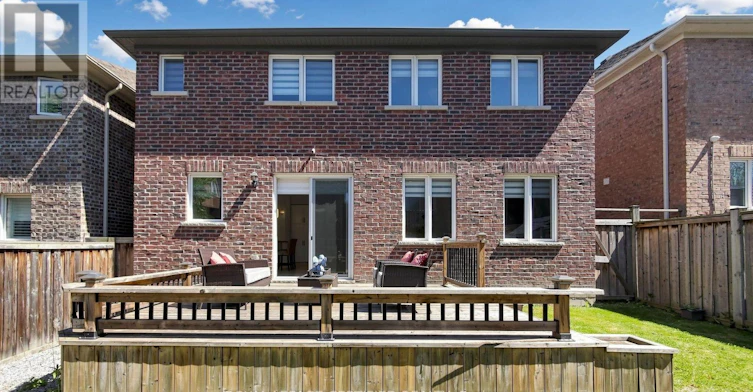 4 Mawby Street, Ajax, ON, L1T 0J9 - 32