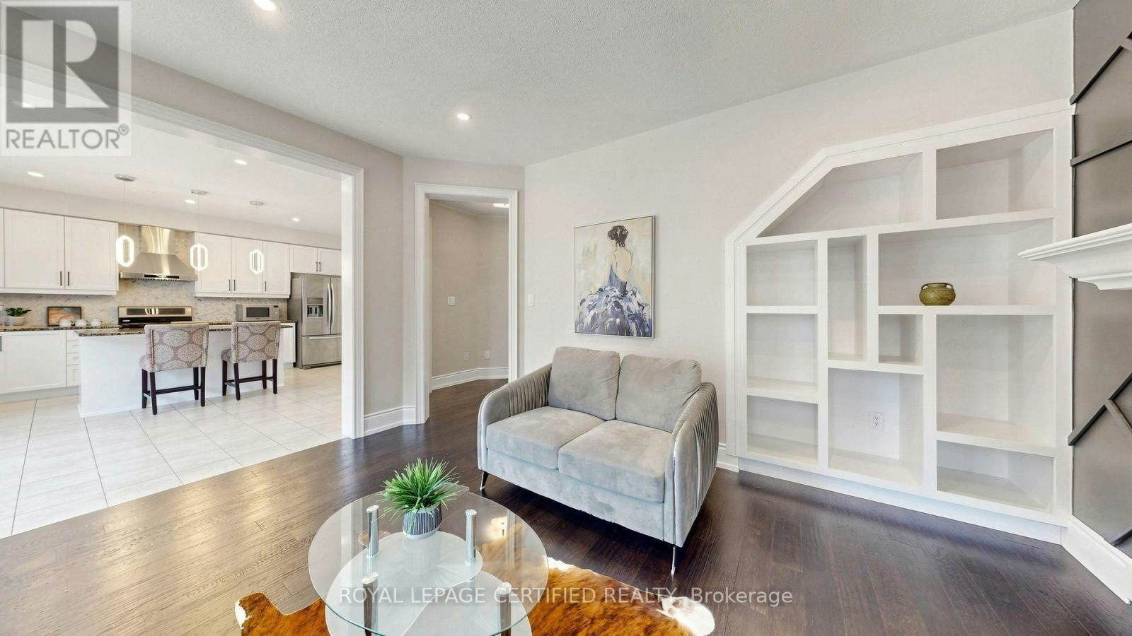 4 Mawby Street, Ajax, ON, L1T 0J9 - 10