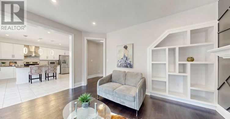 4 Mawby Street, Ajax, ON, L1T 0J9 - 10
