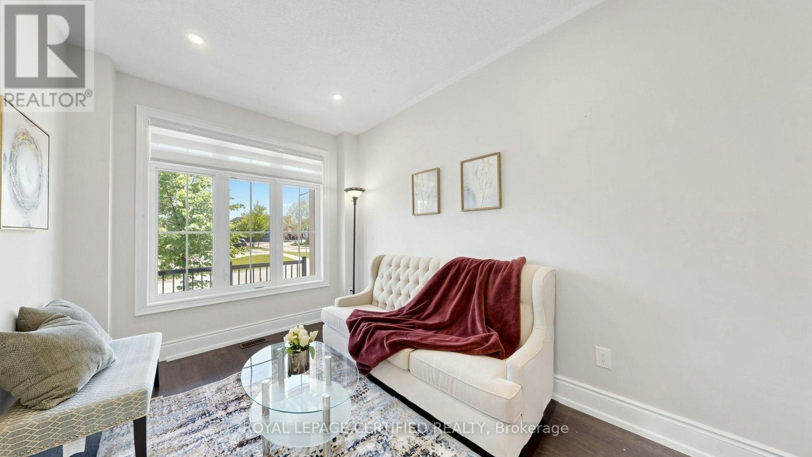 4 Mawby Street, Ajax, ON, L1T 0J9 - 4