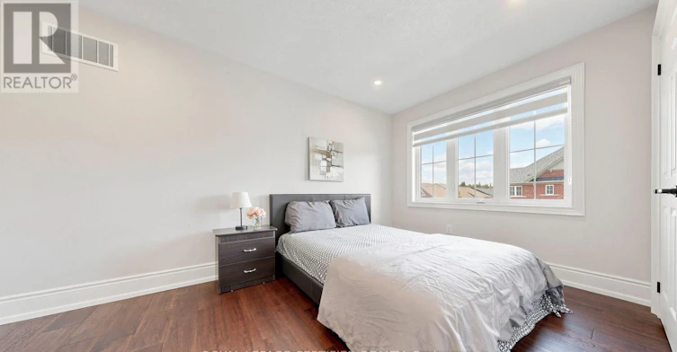 4 Mawby Street, Ajax, ON, L1T 0J9 - 26