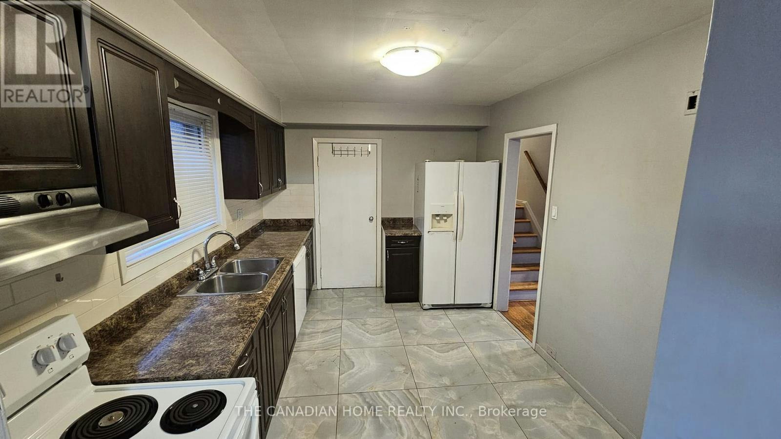 MAIN-12 Aspendale Drive, Toronto, ON, M1P 4J6 - 12
