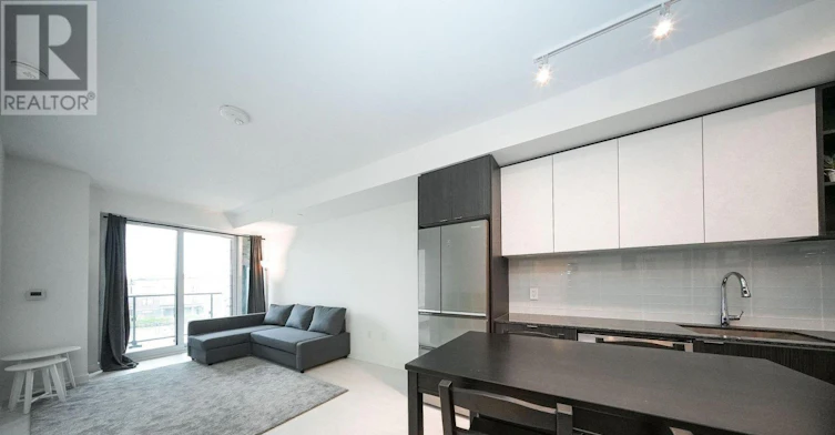 324-100 Eagle Rock Way, Vaughan, ON, L6A 5B9 - 4