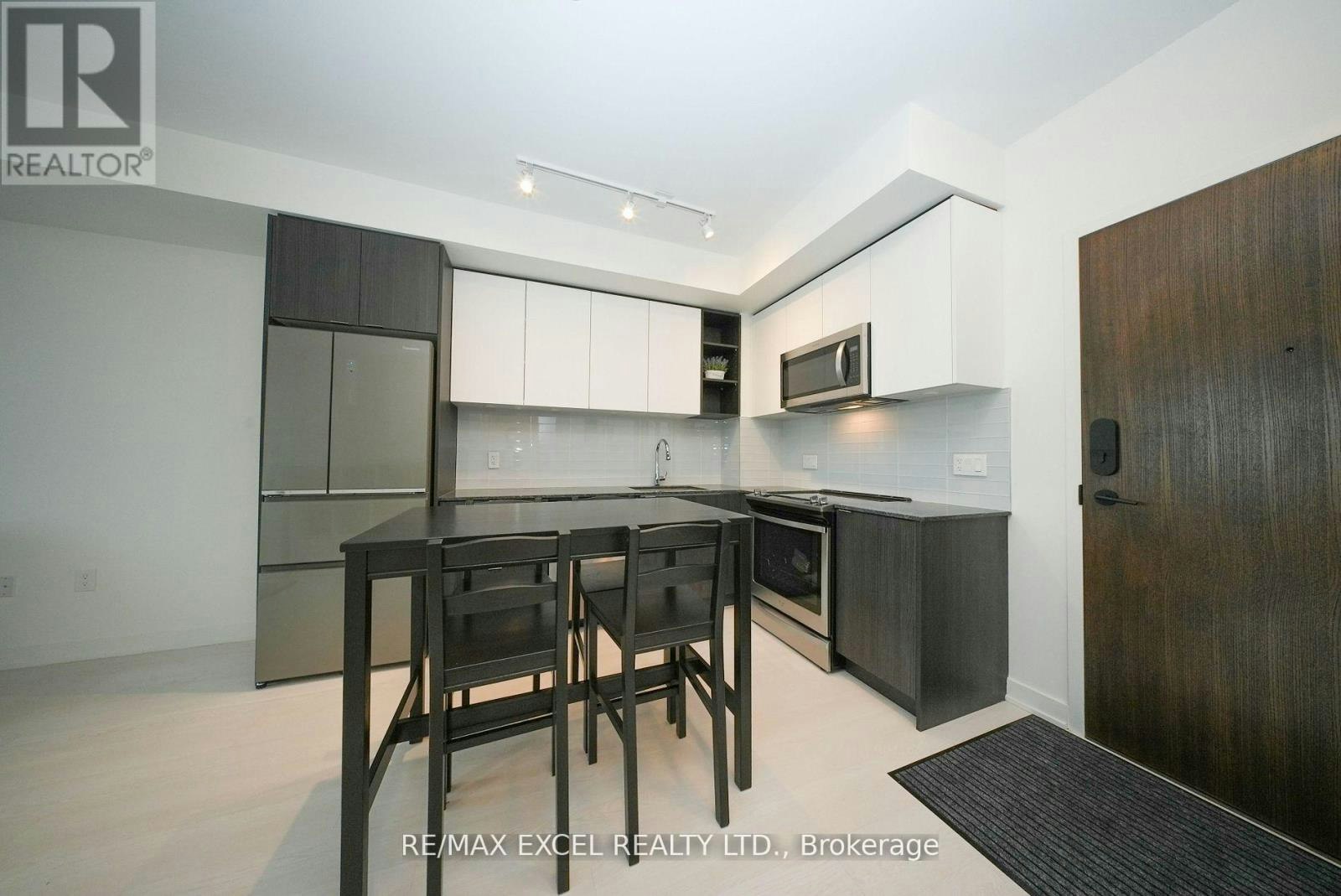 324-100 Eagle Rock Way, Vaughan, ON, L6A 5B9 - 7