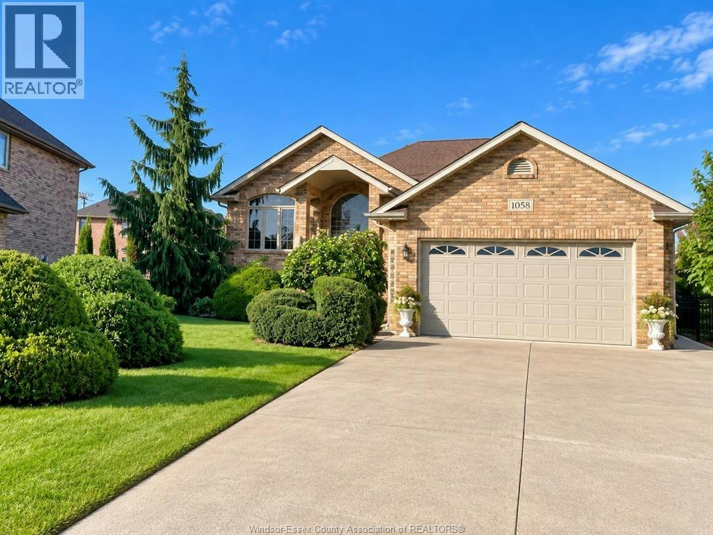 1058 Nova Drive, Windsor, ON, N9G 2S7