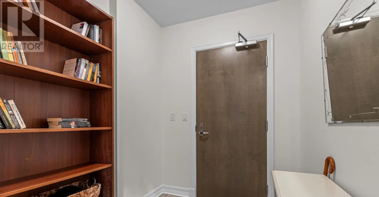 501-200 Besserer Street, Ottawa, ON, K1N 0A7 - 3