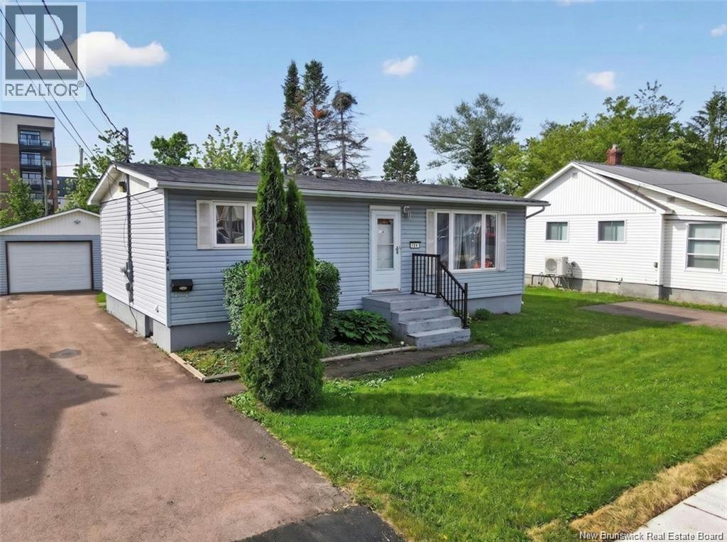 124 Redmond Street, Moncton, NB, E1A 3J7
