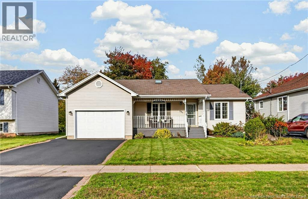 321 Twin Oaks Drive, Moncton, NB, E1G 4W7