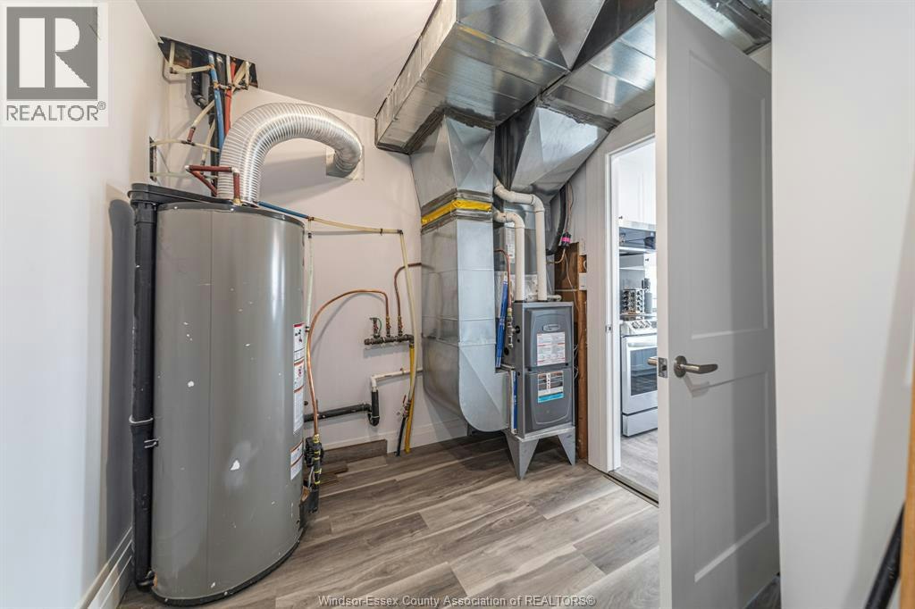 9240 Broderick Road, Lasalle, ON, N9A 6Z6 - 38