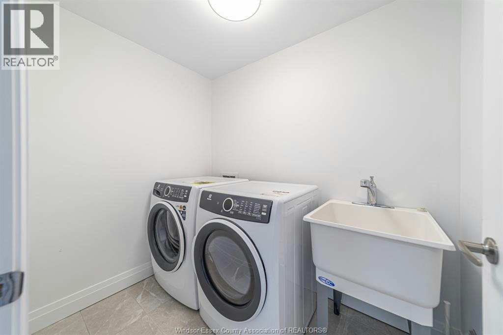 9240 Broderick Road, Lasalle, ON, N9A 6Z6 - 37