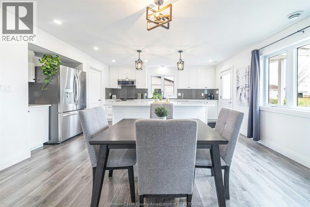 9240 Broderick Road, Lasalle, ON, N9A 6Z6 - 9