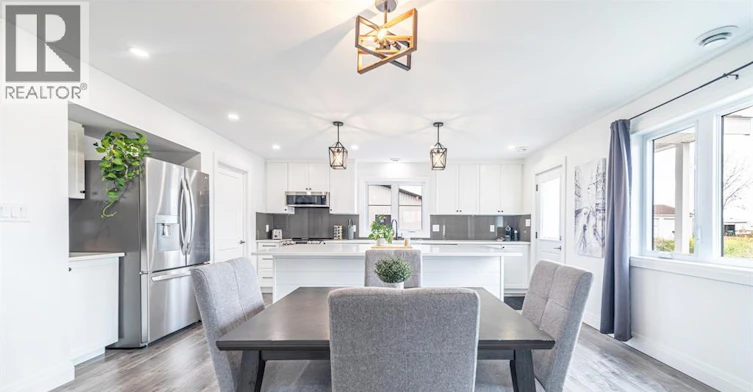 9240 Broderick Road, Lasalle, ON, N9A 6Z6 - 9