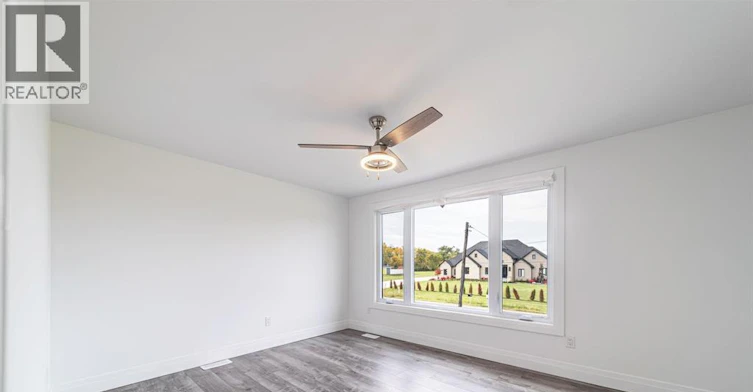 9240 Broderick Road, Lasalle, ON, N9A 6Z6 - 18