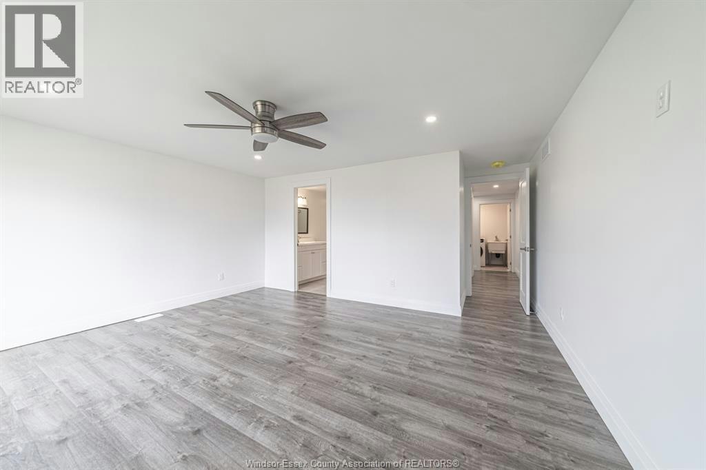 9240 Broderick Road, Lasalle, ON, N9A 6Z6 - 21
