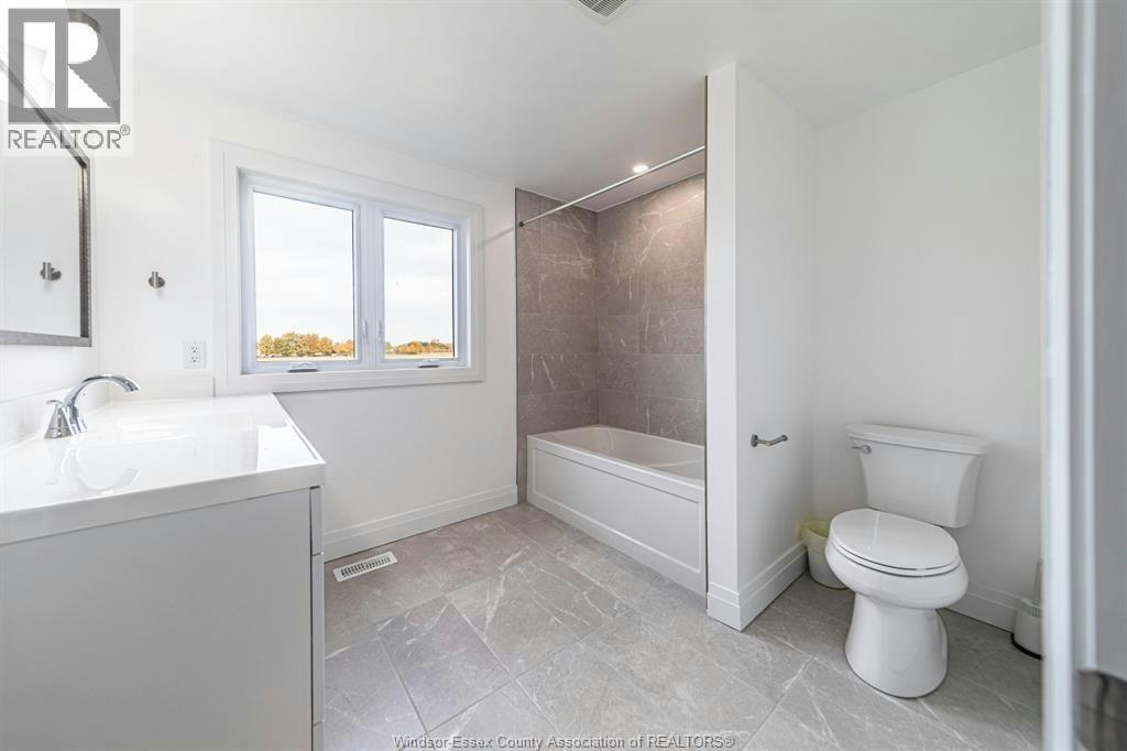 9240 Broderick Road, Lasalle, ON, N9A 6Z6 - 25