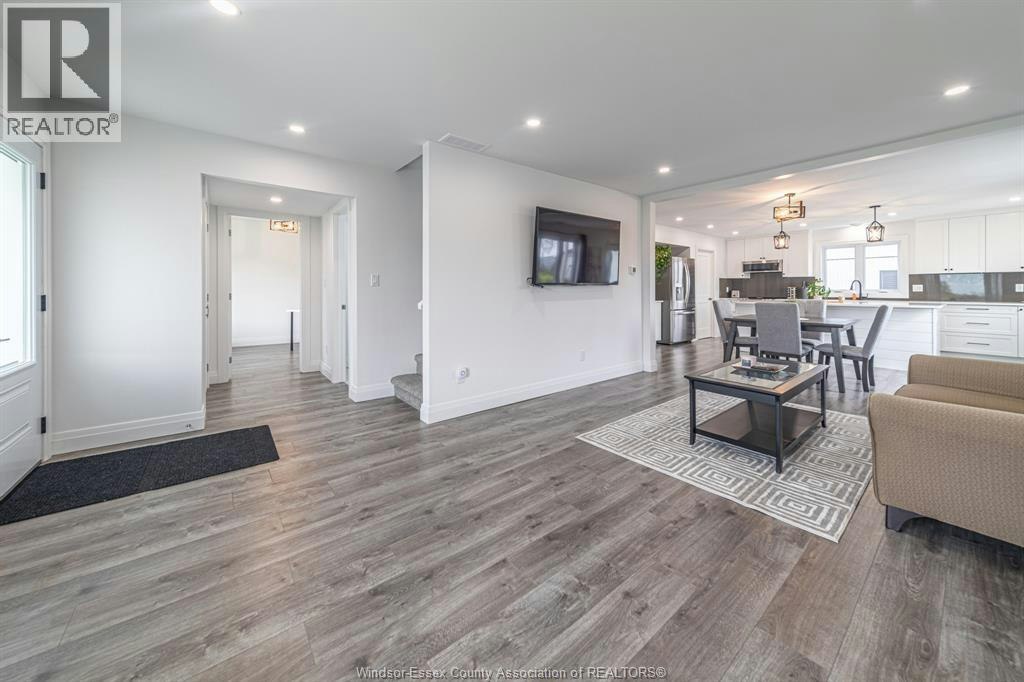9240 Broderick Road, Lasalle, ON, N9A 6Z6 - 14