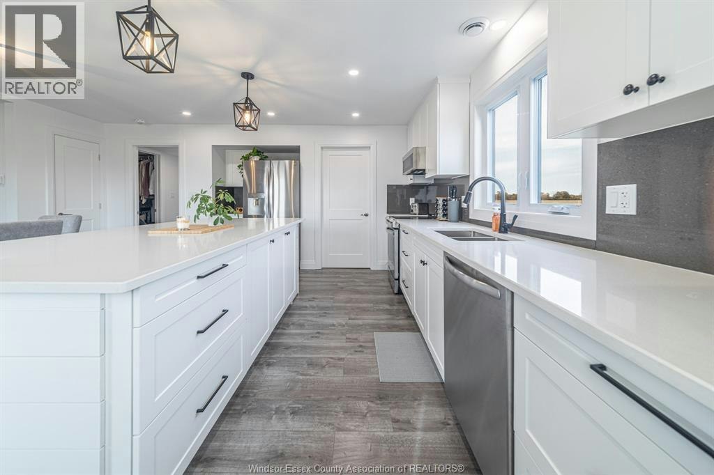 9240 Broderick Road, Lasalle, ON, N9A 6Z6 - 7