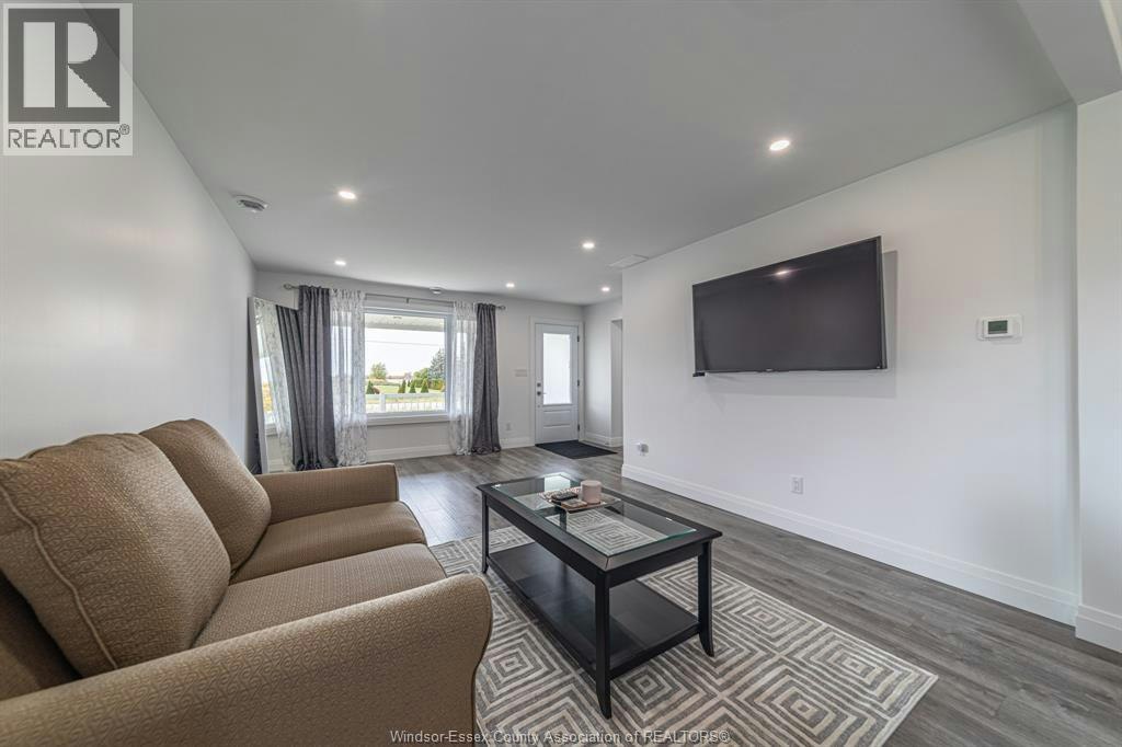 9240 Broderick Road, Lasalle, ON, N9A 6Z6 - 12