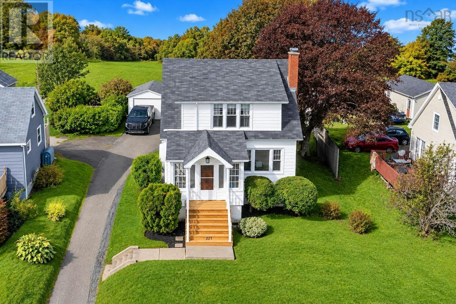 221 Westmount Road, Westmount, NS, B1R 1A2