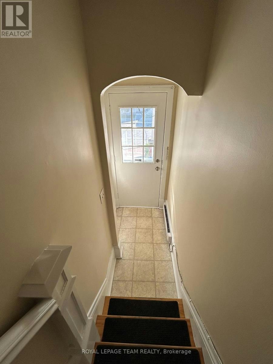 B-427 Sunnyside Avenue, Ottawa, ON, K1S 0S6 - 2