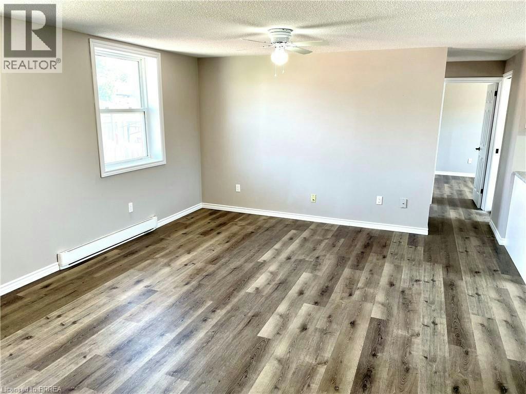 3-57 Leonard Street, Brantford, ON, N3T 4Z6 - 4