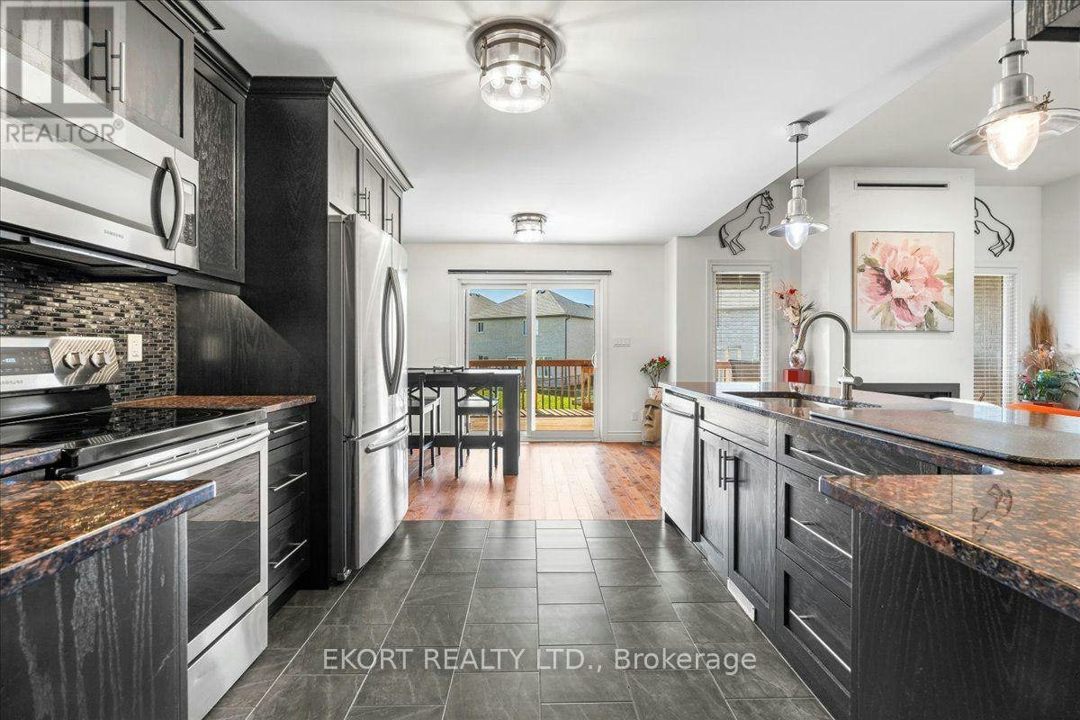 64 Farmington Crescent, Belleville, ON, K8N 0J8 - 7