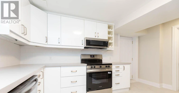 B-84 Laurel Avenue, Toronto, ON, M9B 4T2 - 7