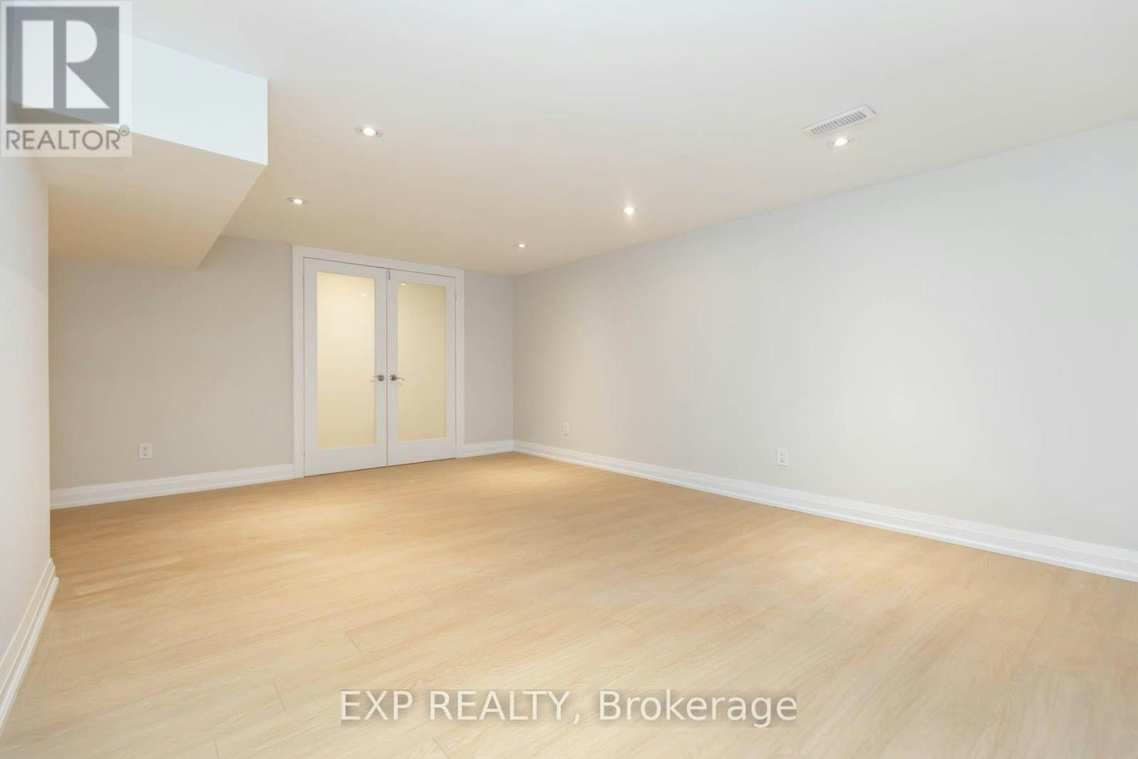 B-84 Laurel Avenue, Toronto, ON, M9B 4T2 - 20