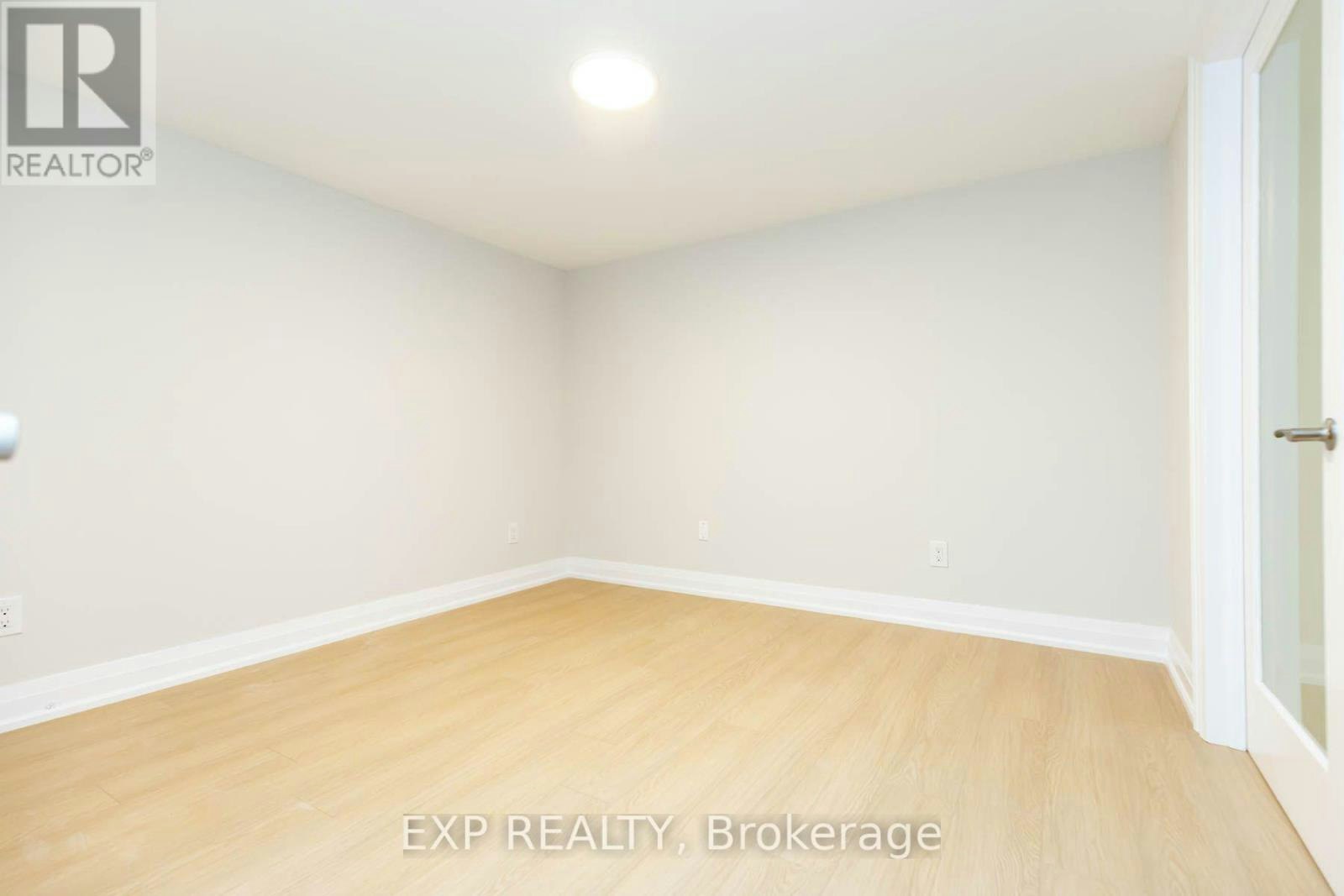 B-84 Laurel Avenue, Toronto, ON, M9B 4T2 - 26