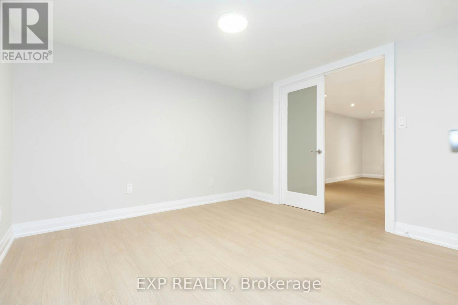 B-84 Laurel Avenue, Toronto, ON, M9B 4T2 - 25