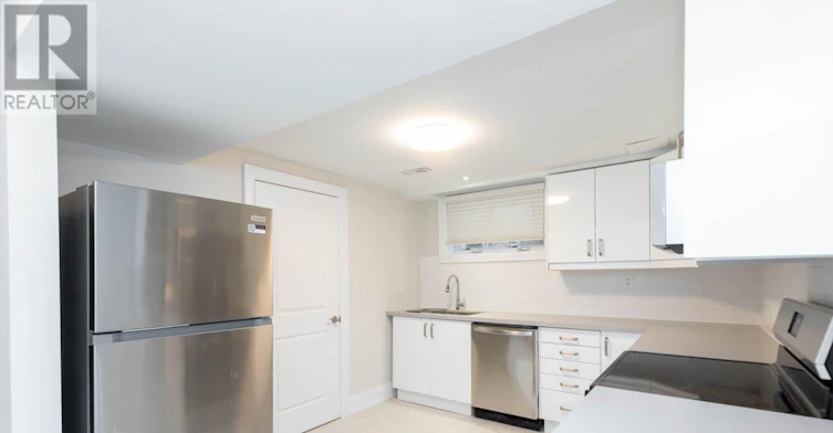 B-84 Laurel Avenue, Toronto, ON, M9B 4T2 - 4