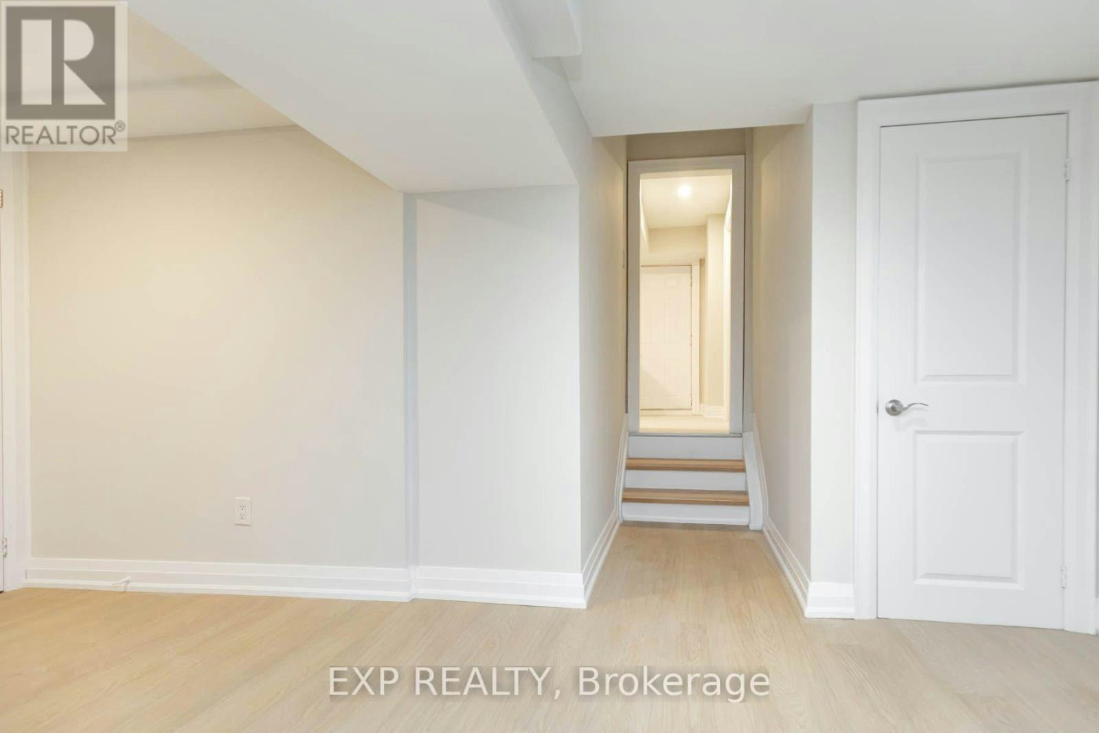 B-84 Laurel Avenue, Toronto, ON, M9B 4T2 - 12