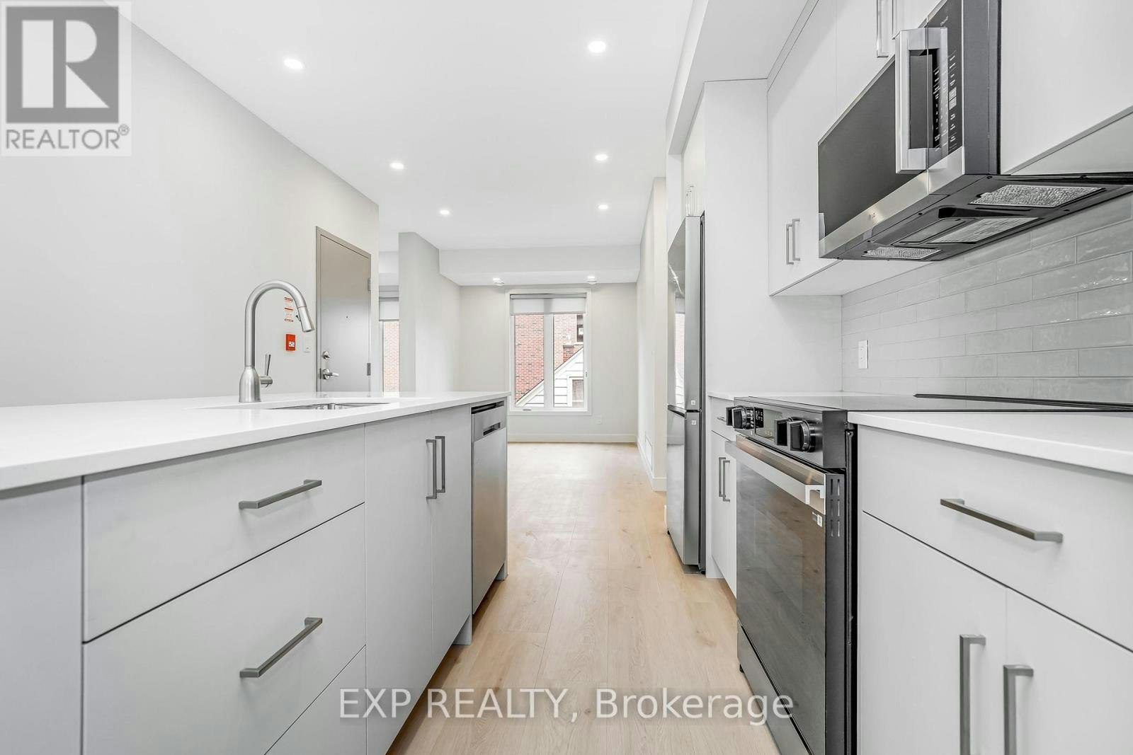 5-1267 Summerville Avenue, Ottawa, ON, K1Z 8G6 - 8