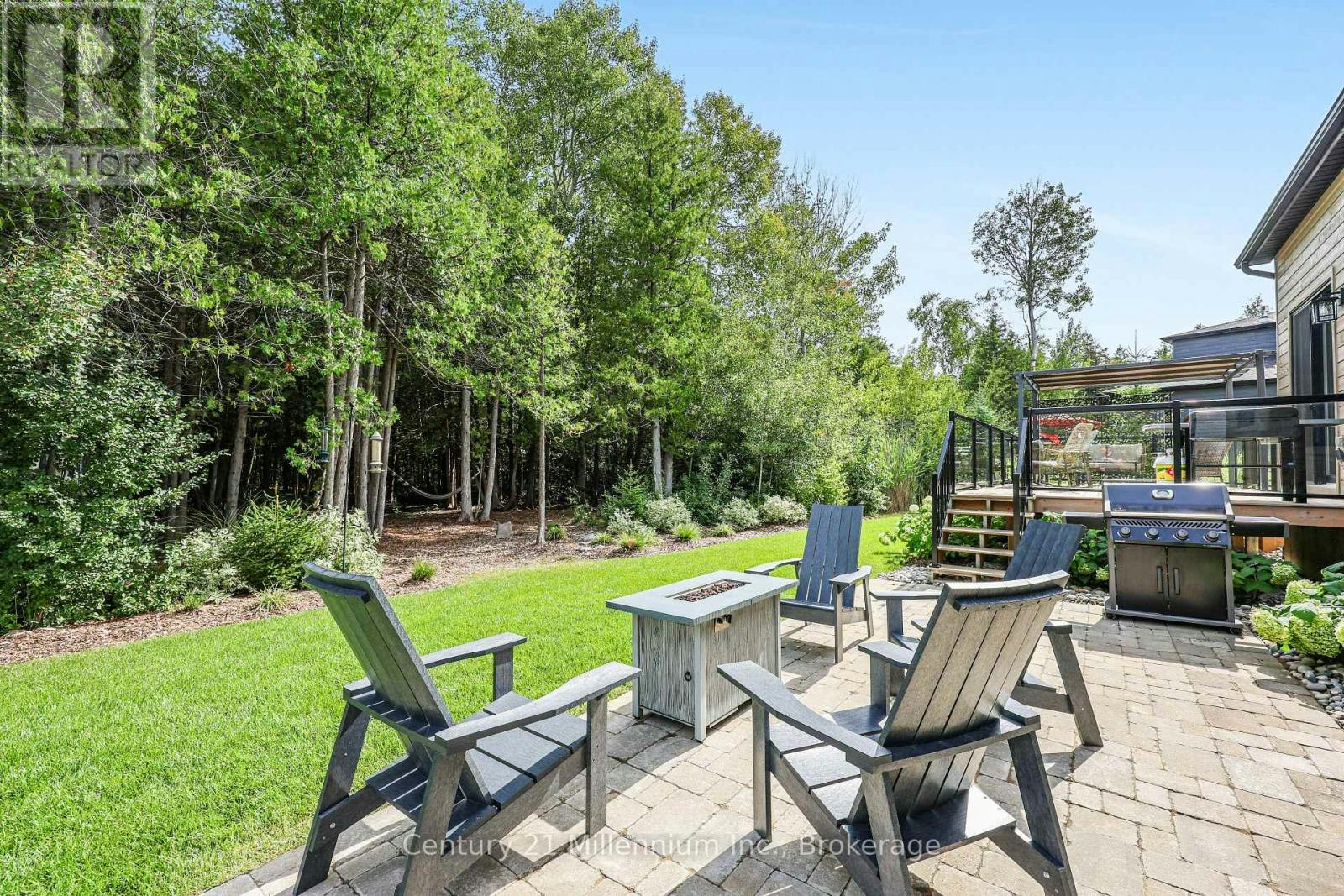 103 Tekiah Road, Blue Mountains, ON, N0H 1J0