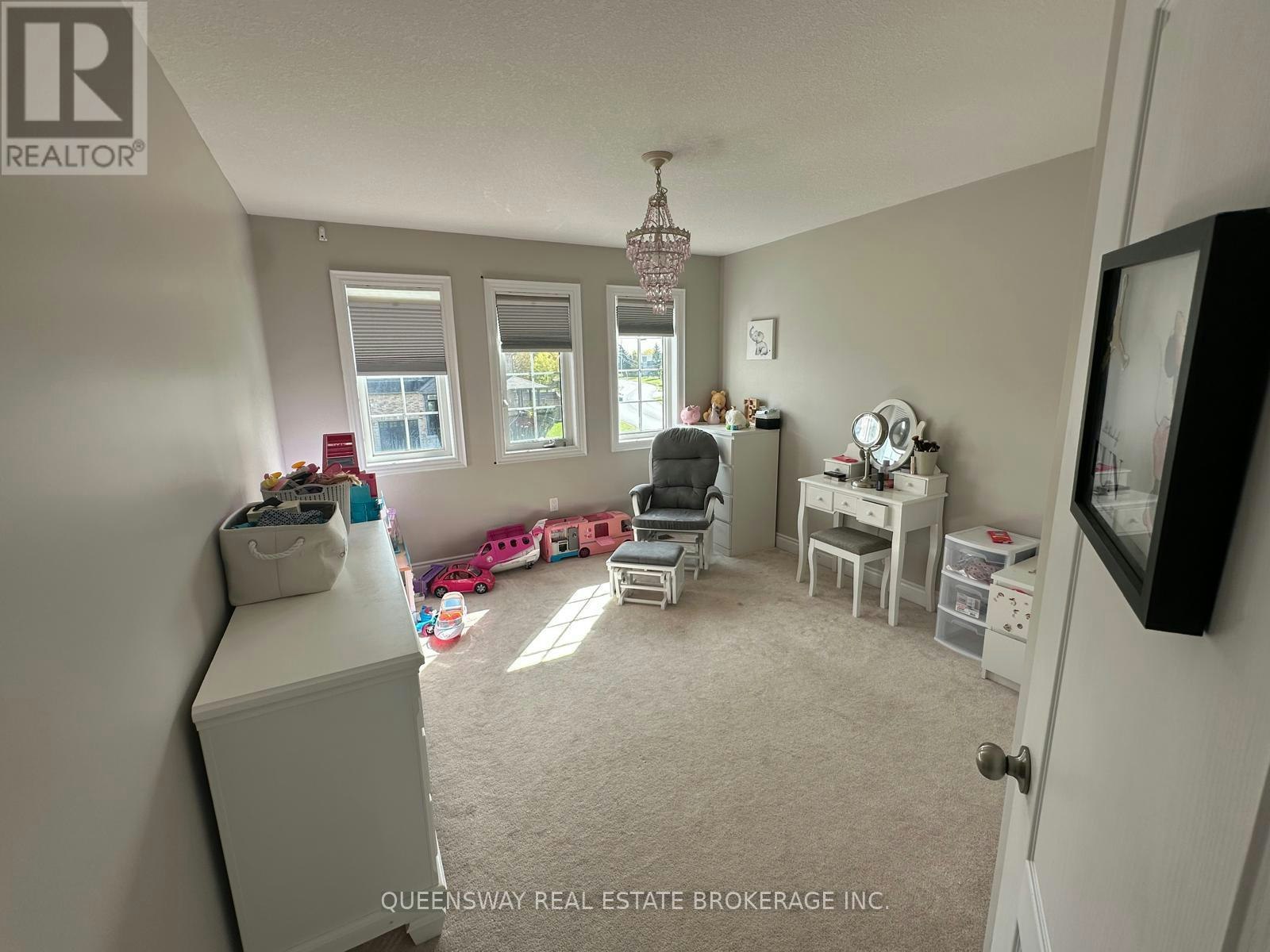 2 Tim Jacobs Drive, Georgina, ON, L4P 0G5 - 27
