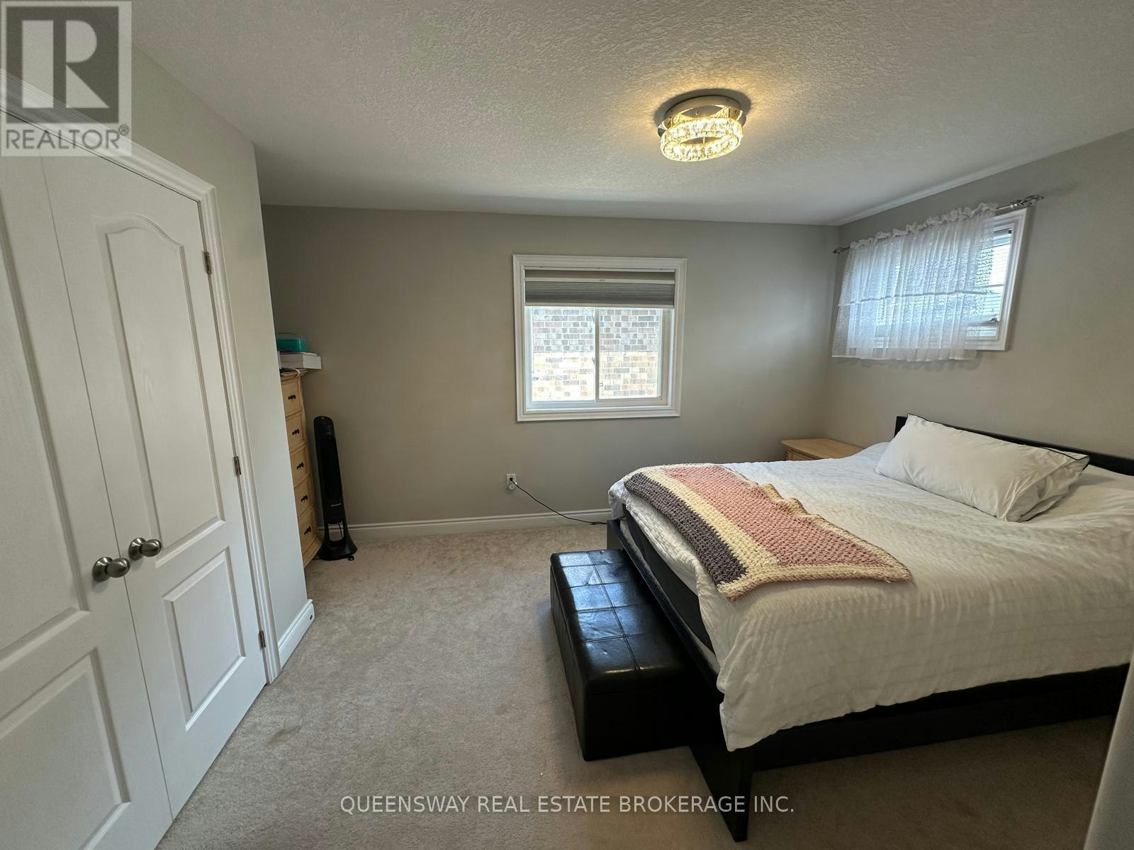 2 Tim Jacobs Drive, Georgina, ON, L4P 0G5 - 30