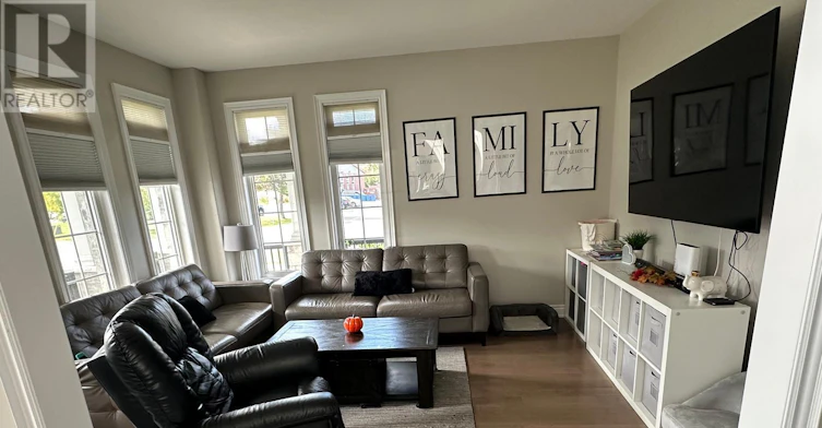 2 Tim Jacobs Drive, Georgina, ON, L4P 0G5 - 5