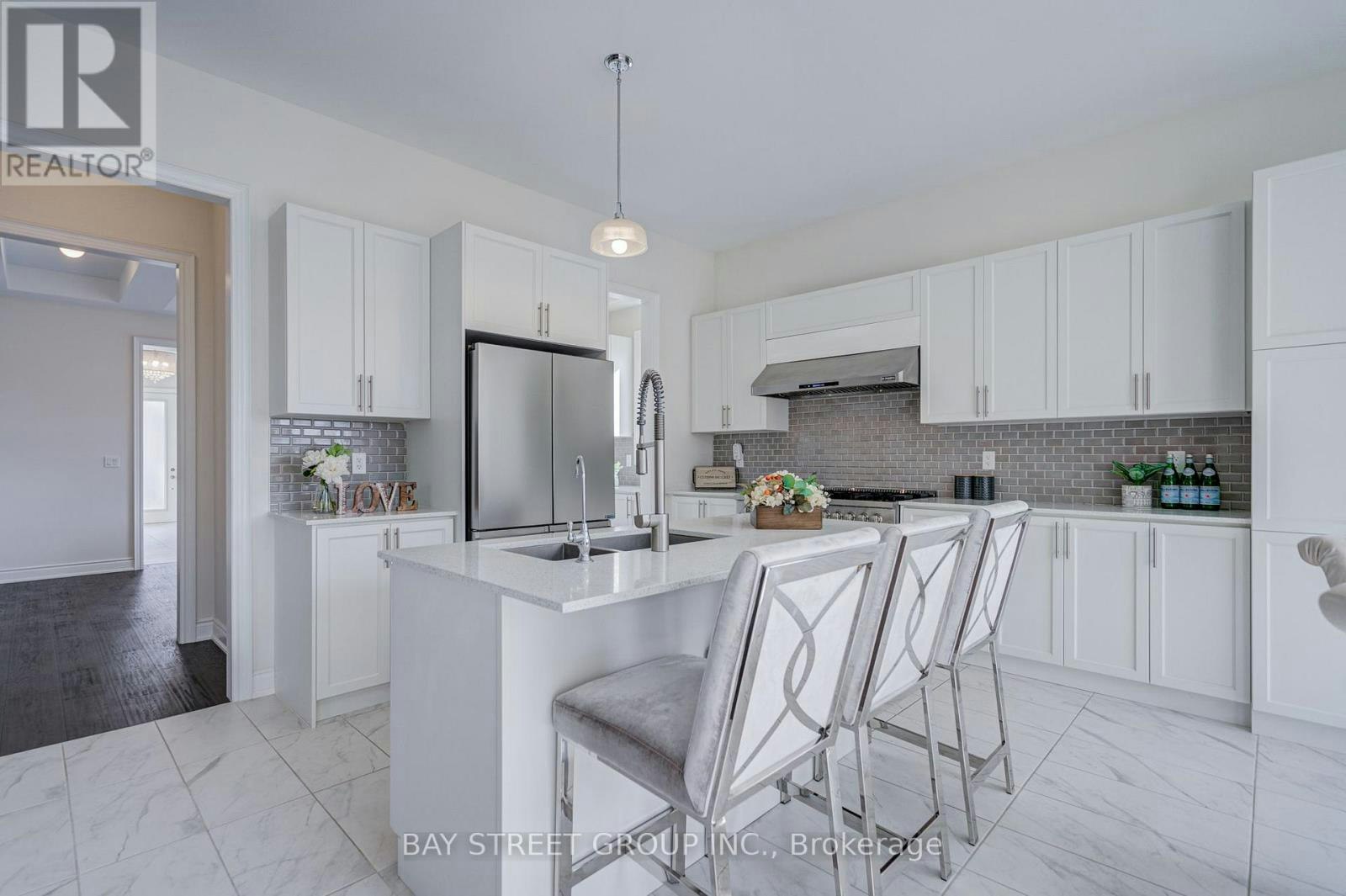27 Hearthwood Gate, Whitchurch-Stouffville, ON, L4A 4X1 - 15
