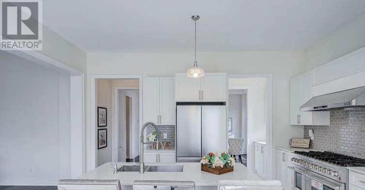 27 Hearthwood Gate, Whitchurch-Stouffville, ON, L4A 4X1 - 14