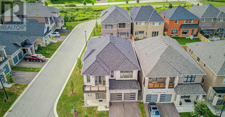 27 Hearthwood Gate, Whitchurch-Stouffville, ON, L4A 4X1 - 4