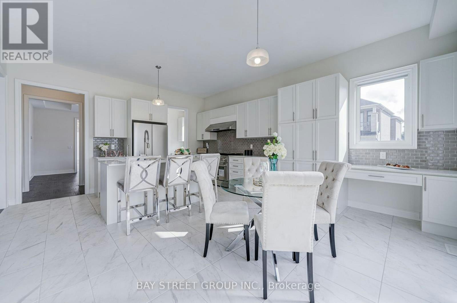 27 Hearthwood Gate, Whitchurch-Stouffville, ON, L4A 4X1 - 24