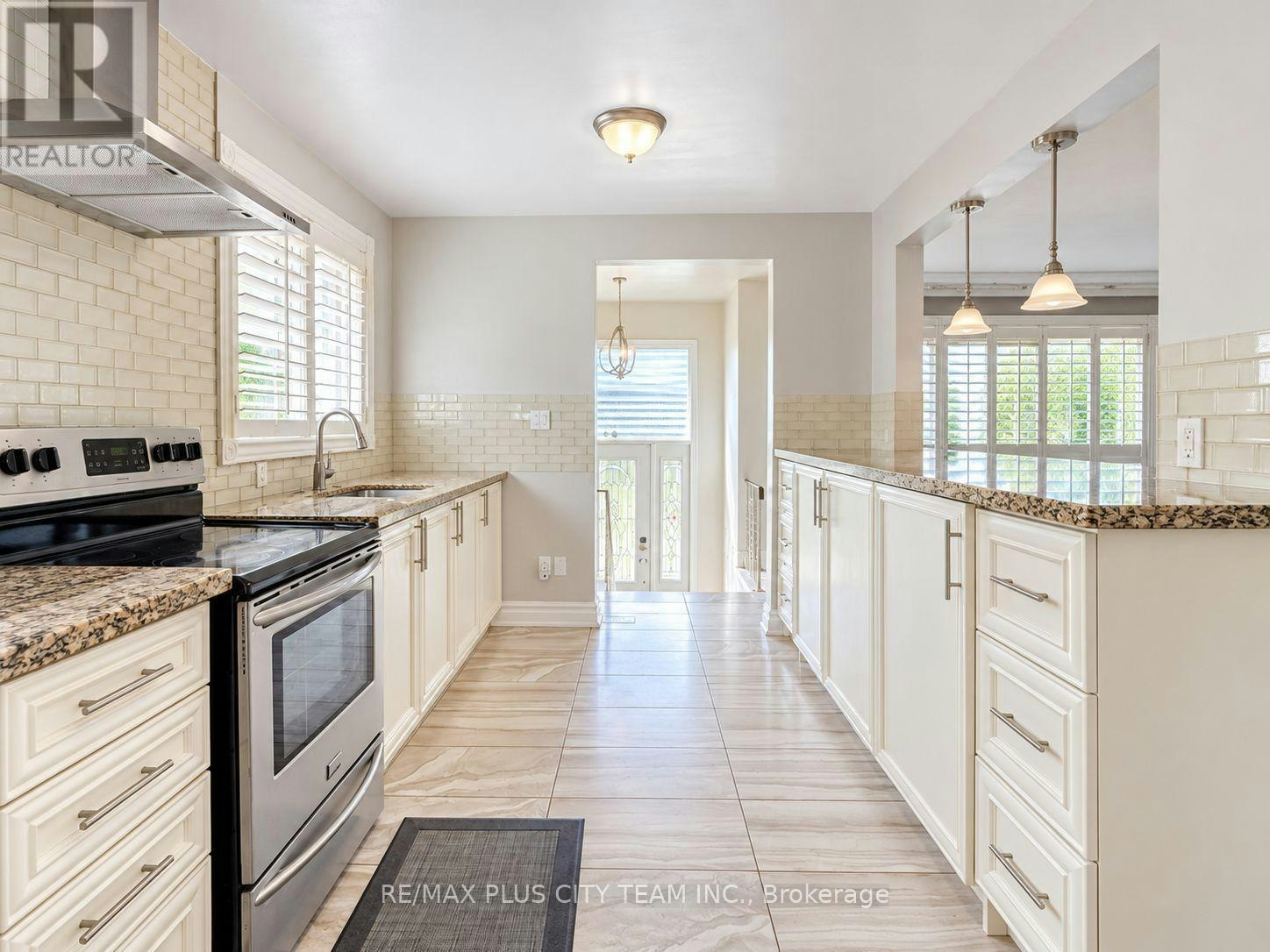 MAIN-50 Blossom Crescent, Toronto, ON, M3N 2B2 - 7