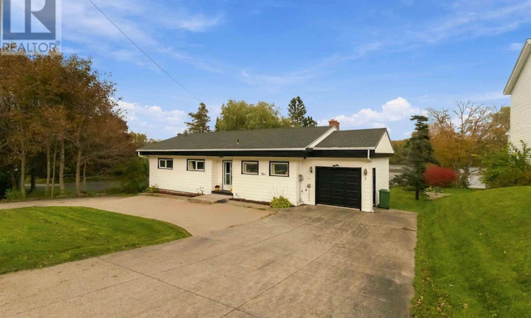 3 Wildwood Boulevard