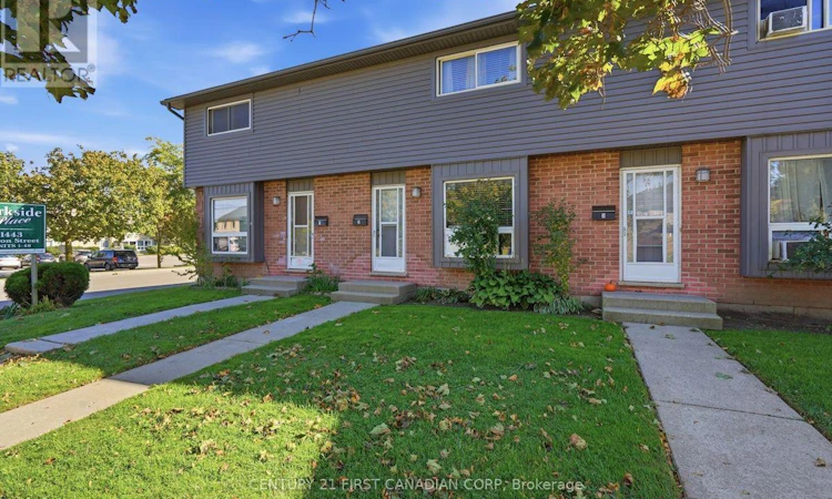 2-1443 Huron Street
